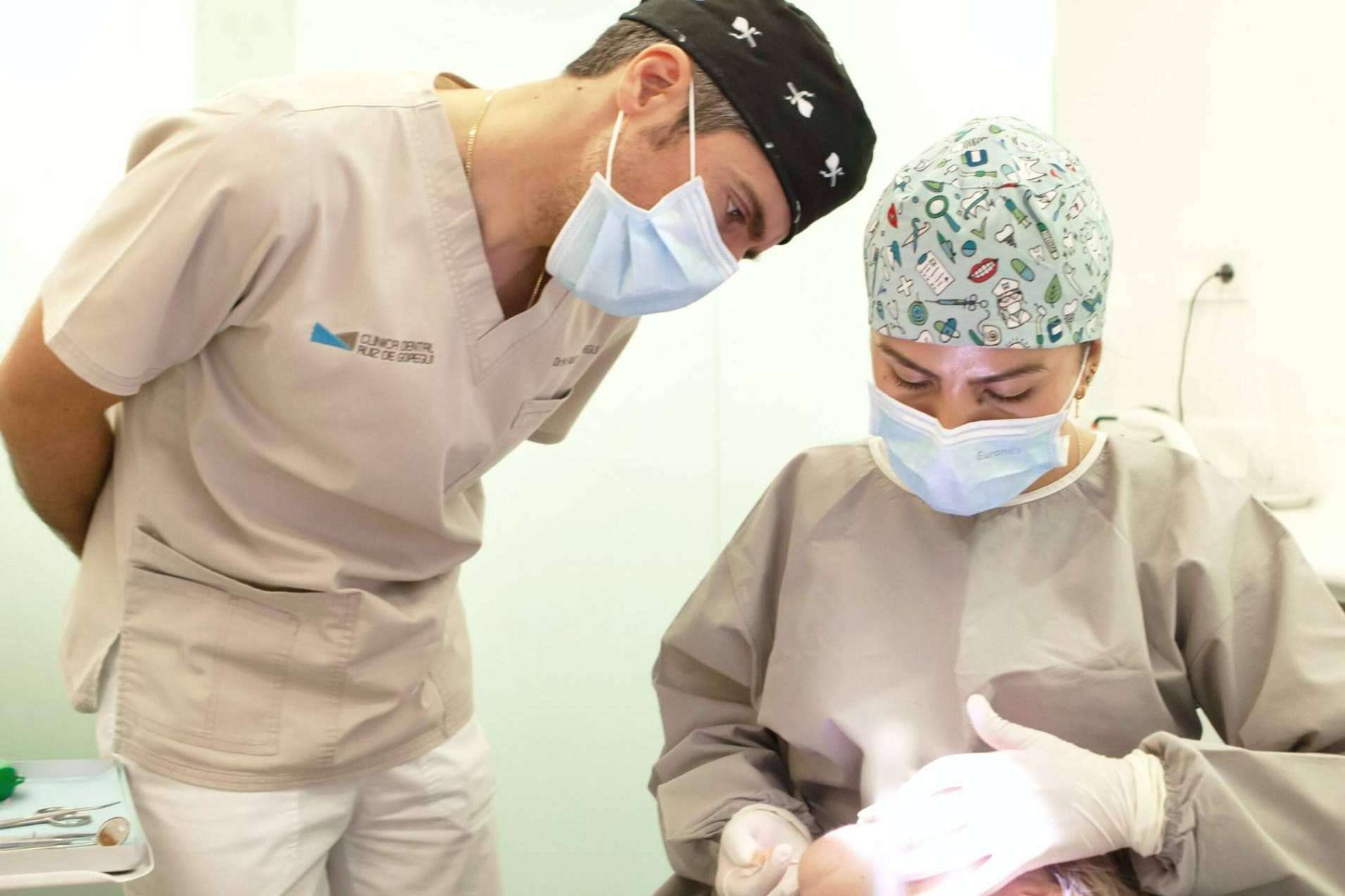 ¿Qué es el edentulismo y cómo tratarlo?, con Clínica Dental Ruiz de Gopegui