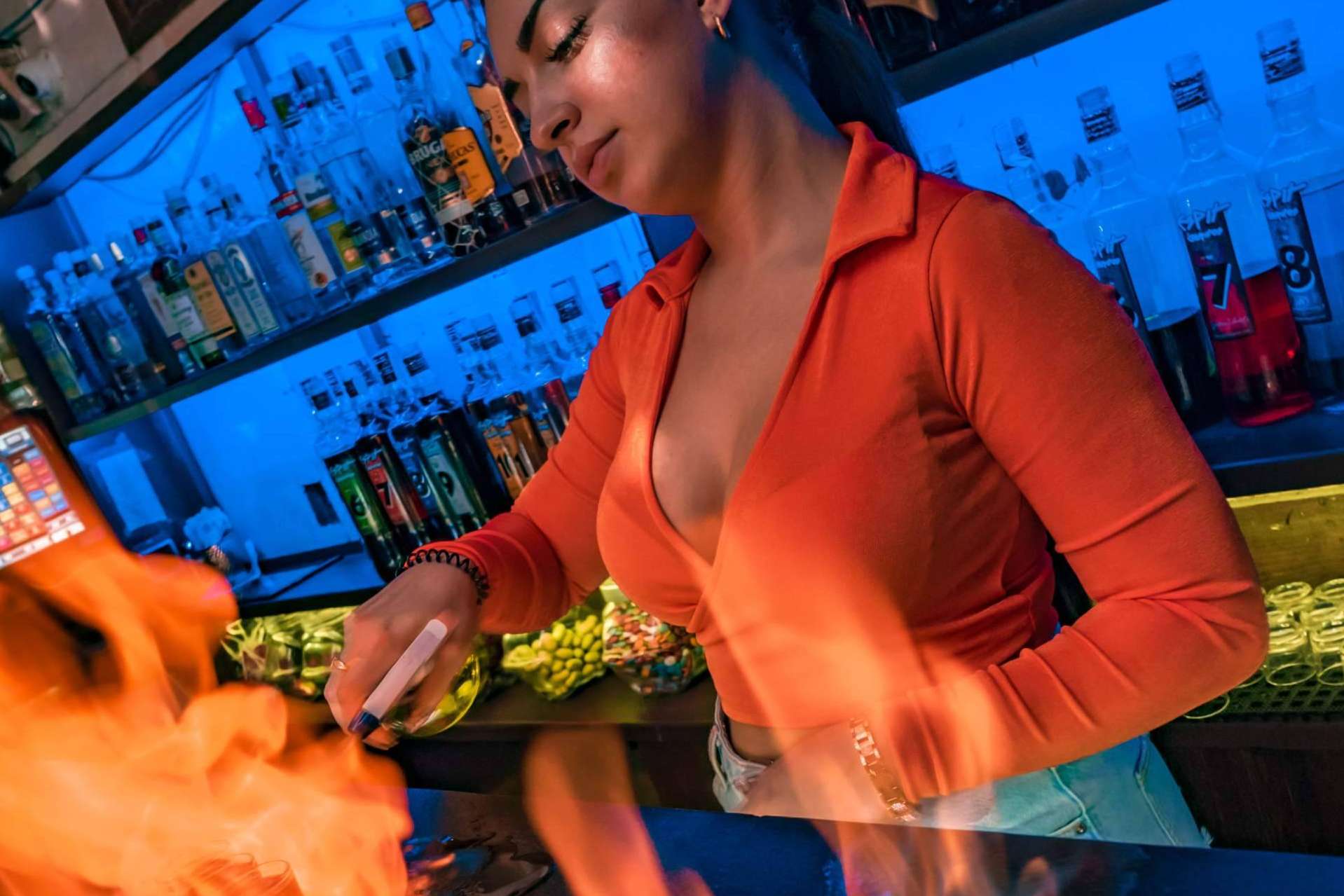 Espit Chupitos Madrid - Sol es el lugar donde disfrutar de más de 600 chupitos en Madrid