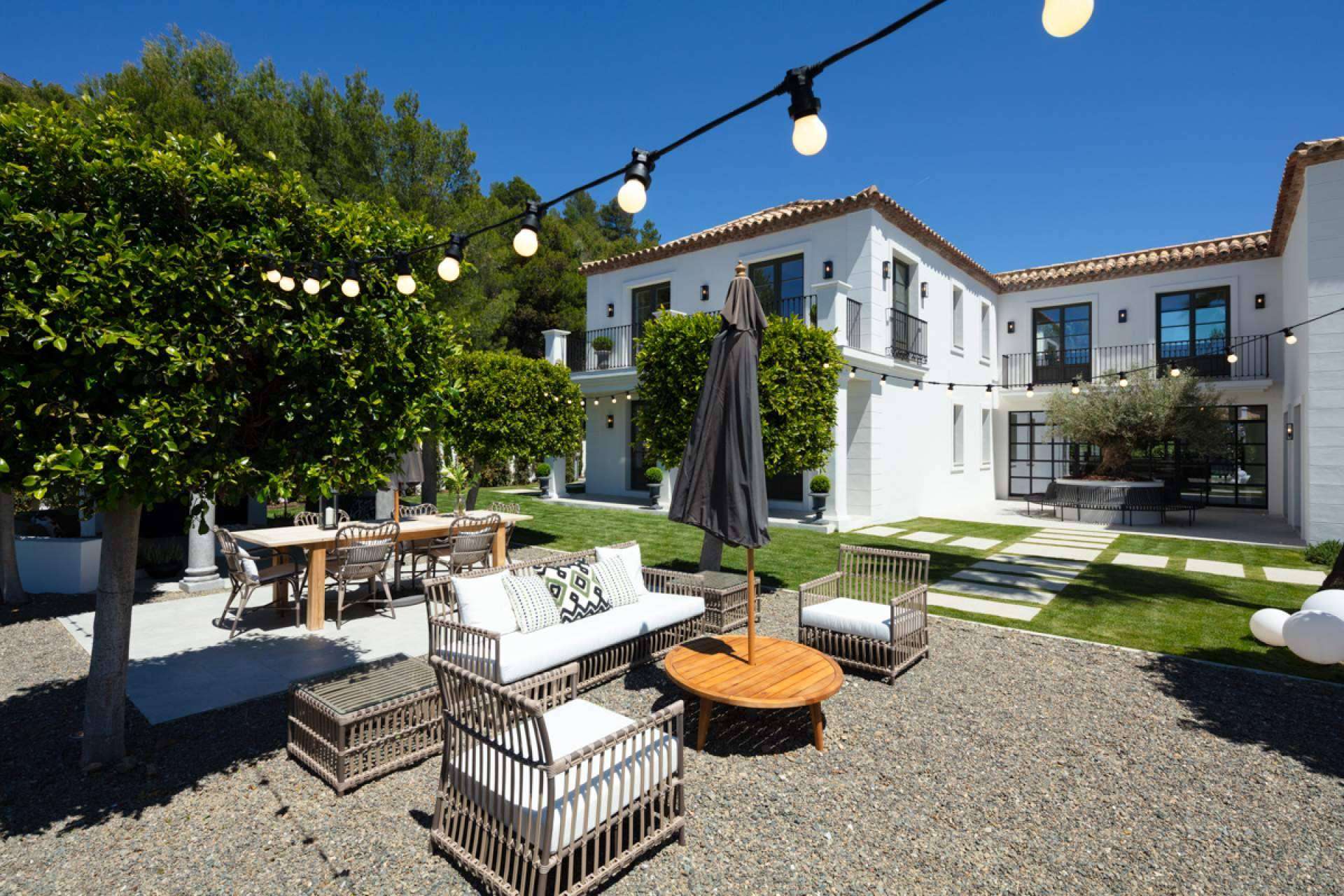 Zeuthen & Company cuenta con un amplio catálogo de villas de lujo en Marbella