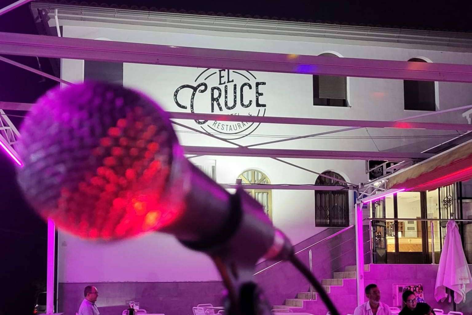 Hotel Restaurante El Cruce es el lugar ideal para deleitarse con la cocina mediterránea en el trayecto Granada-Málaga