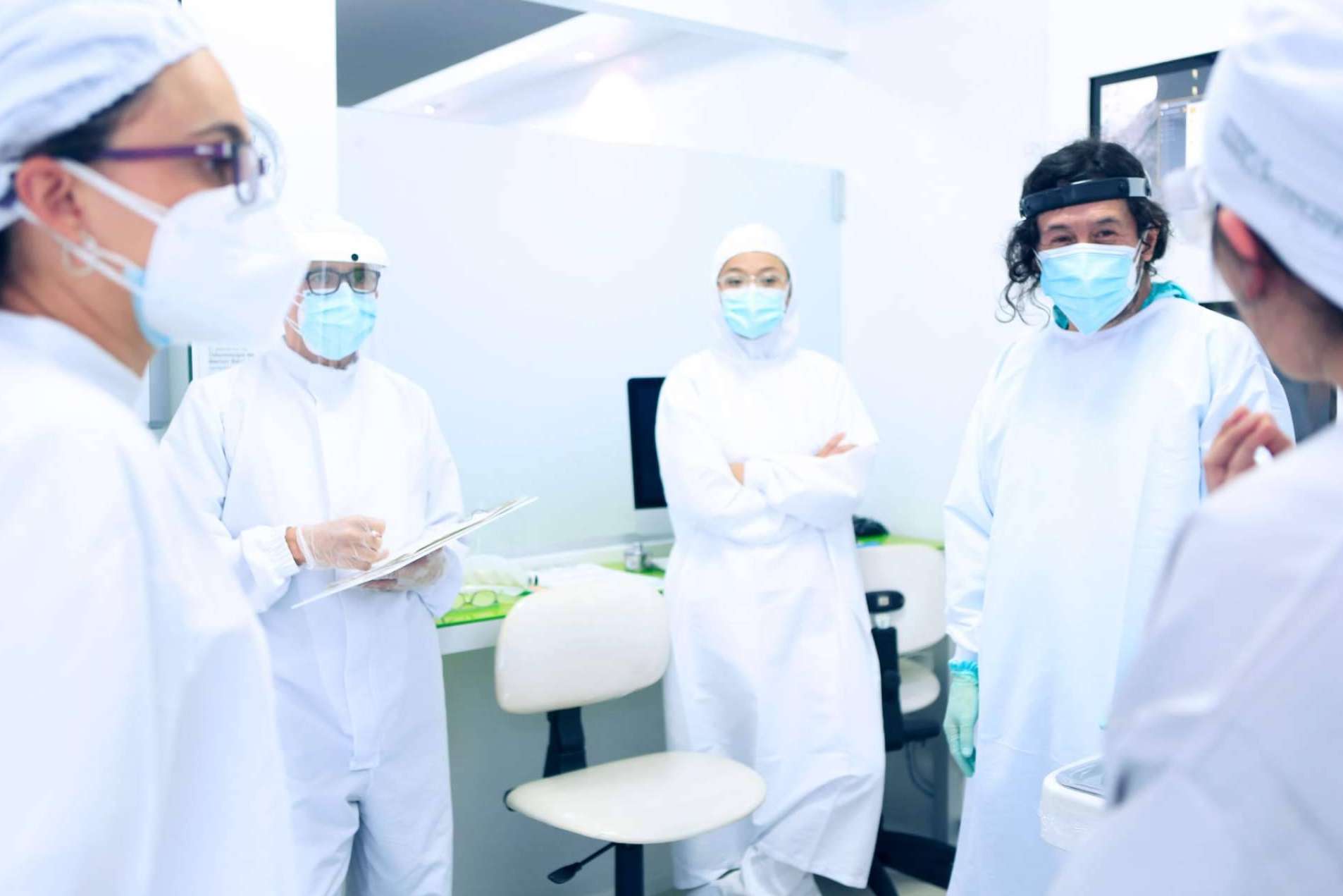Odontología de Marlon Becerra se encarga del diseño de sonrisas en Bogotá