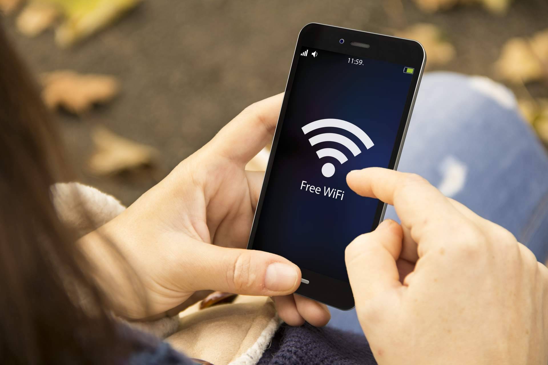 Conexión a internet en espacios rurales, hoteles y edificios históricos con Actelser