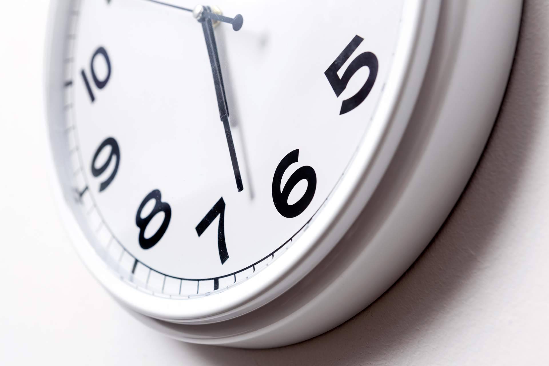 Soluciones personalizadas de integraciones con sistemas para optimizar el control horario de una empresa