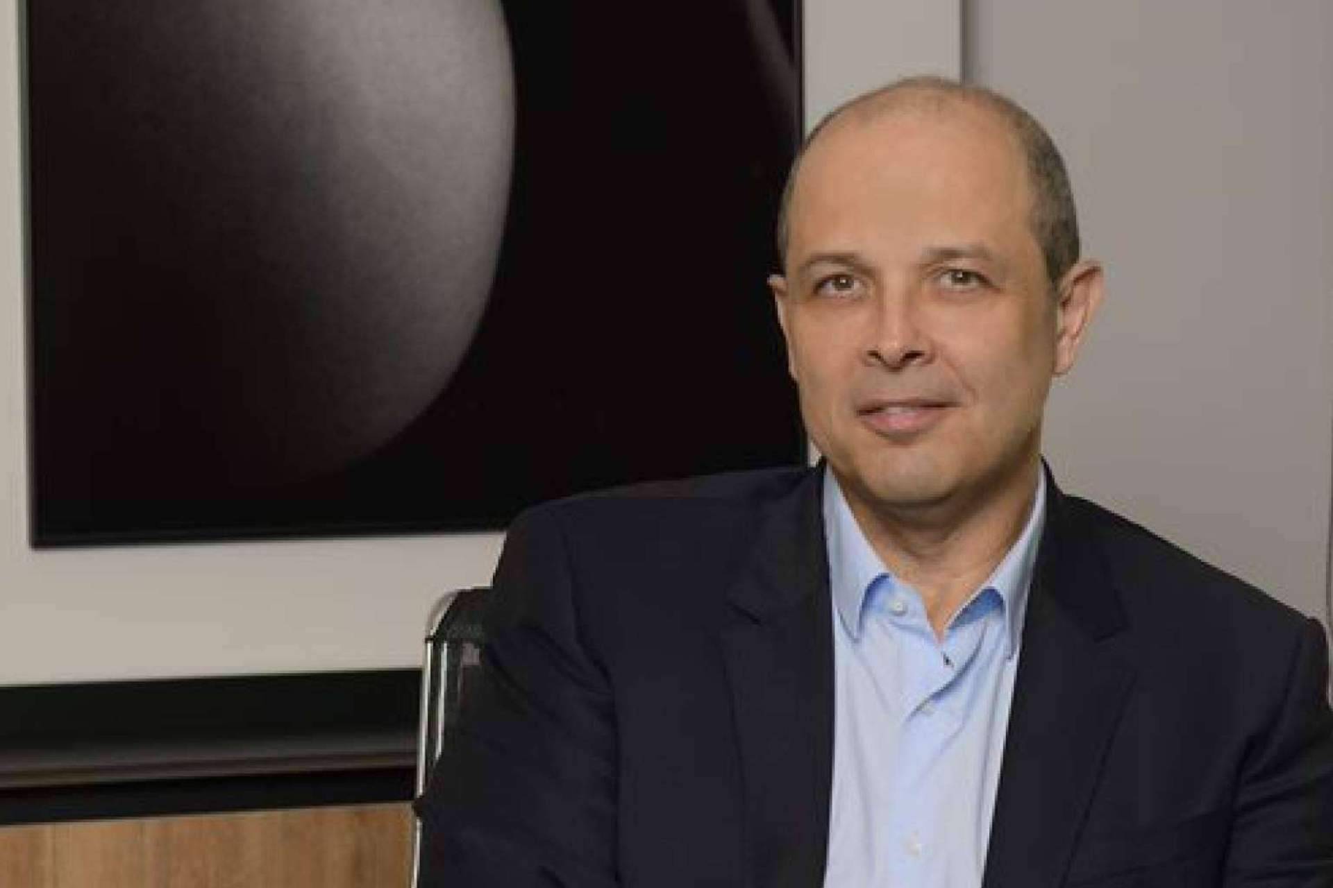 Un tratamiento del Dr. Moisés Amselem, la fórmula matemática de la juventud