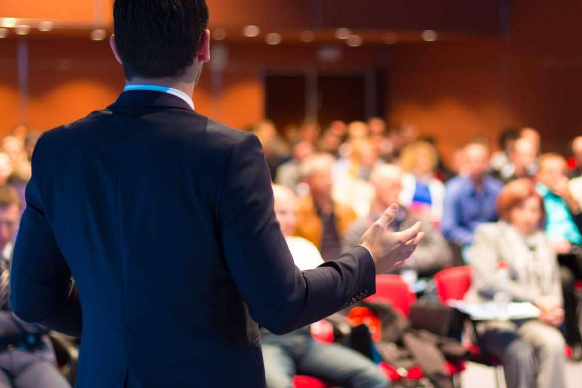 Con la ayuda de Helpers Speakers, las empresas pueden motivar y luchar contra el cáncer