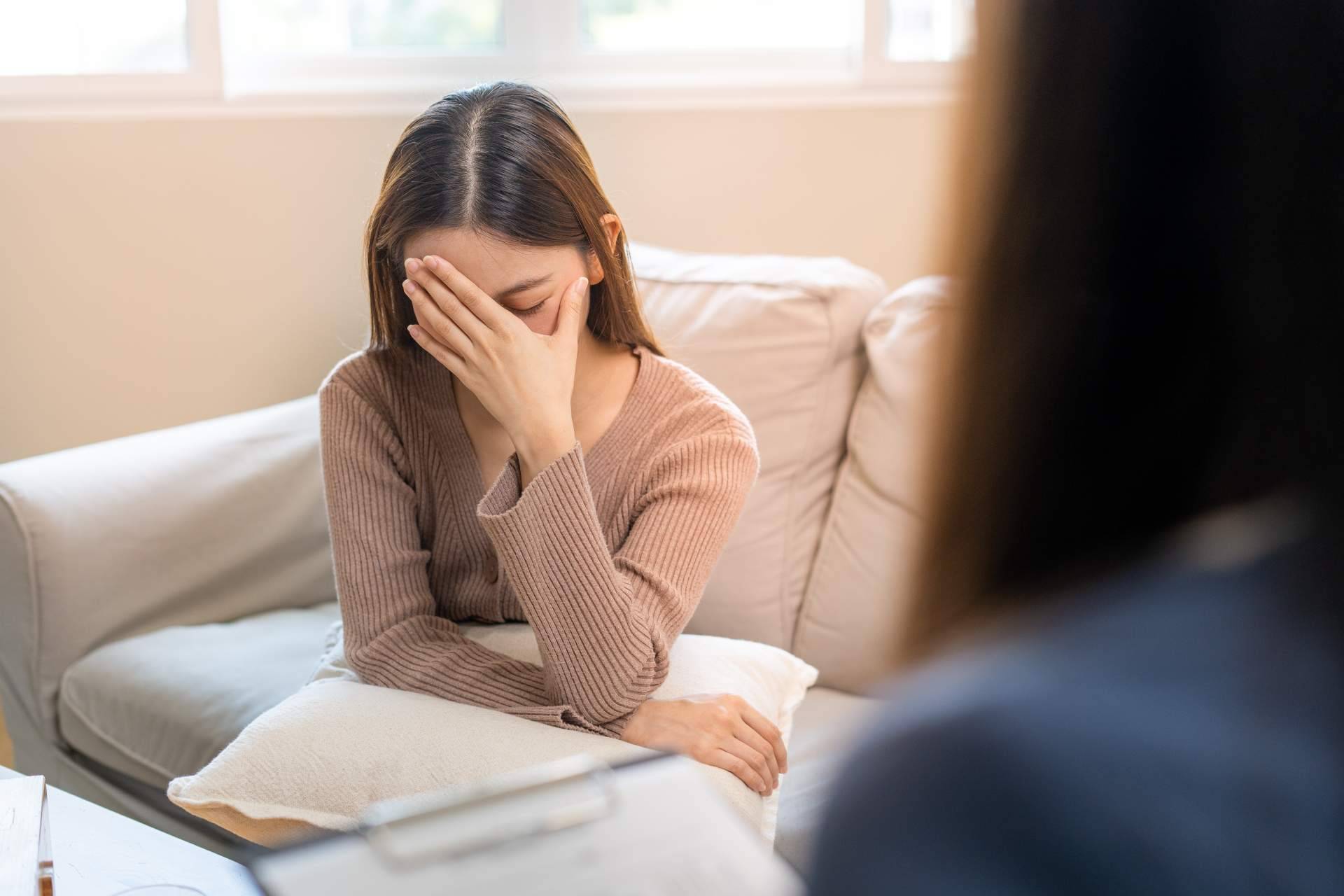 Ansiedad y depresión; ¿cuáles son sus características, síntomas y causas más comunes?
