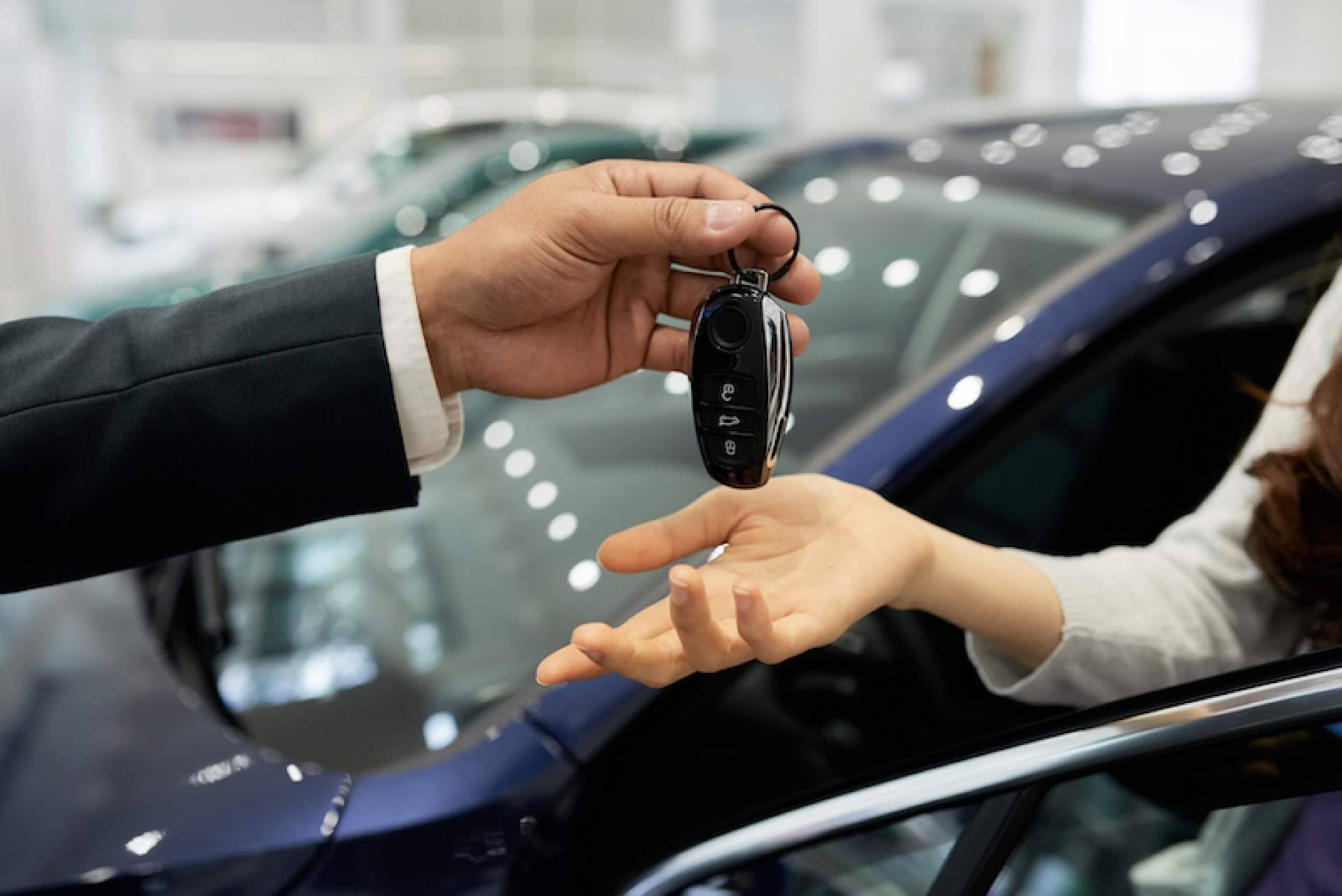 ¿Cómo funciona el renting coches de Smile Rent Europa?