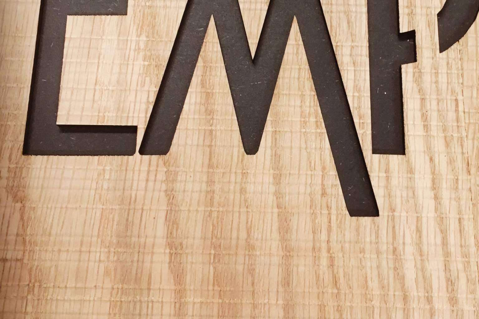 Encontrar a especialistas en tablero de madera chapada para corte láser en WoodAddicts
