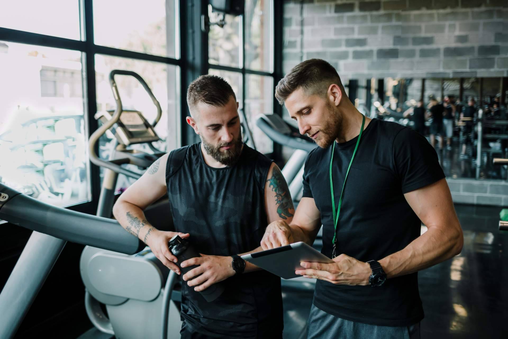 Cuáles son las ventajas de contratar un profesional personal trainer online