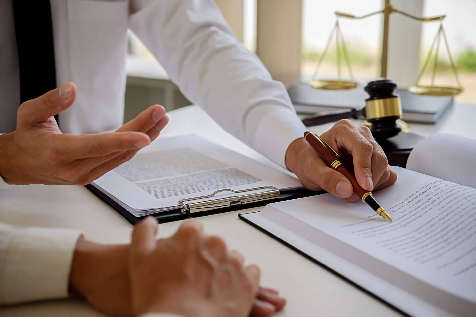 Legalcity pone solución a los trámites de extranjería y nacionalidad en España