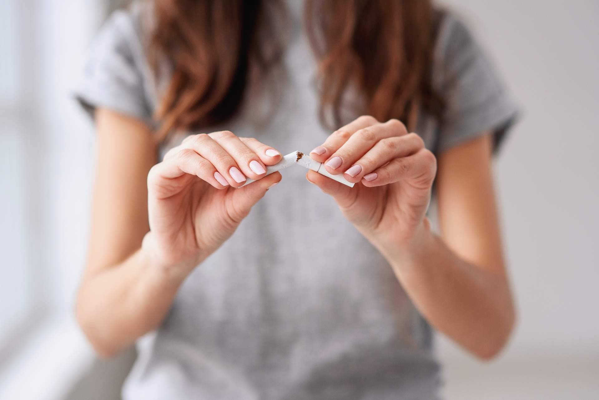 Ahora es posible dejar de fumar y perder peso de forma efectiva con la hipnoterapia de Anna Solé