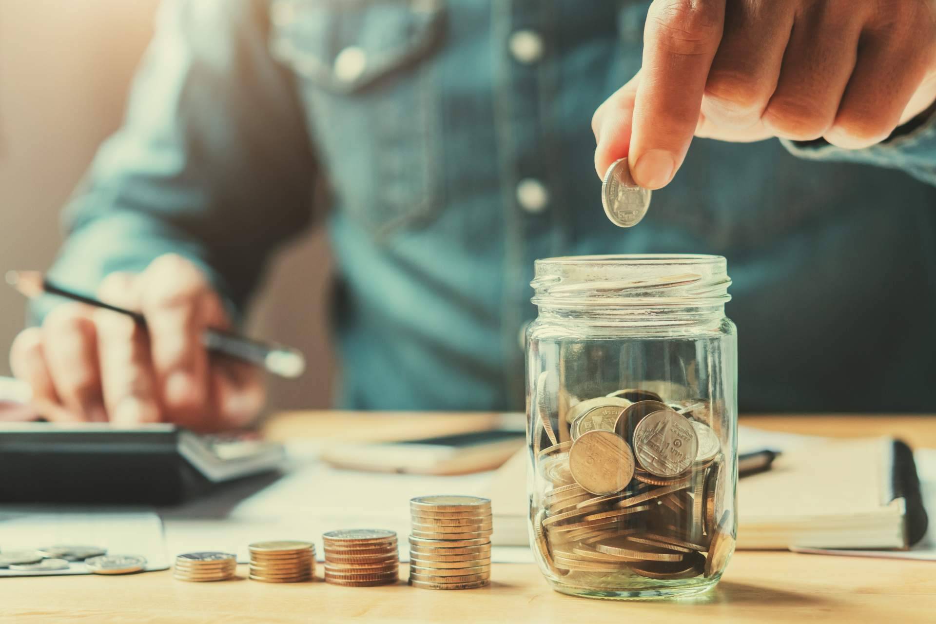 El Día Mundial del Ahorro; la importancia de fortalecer la economía y el futuro financiero en España