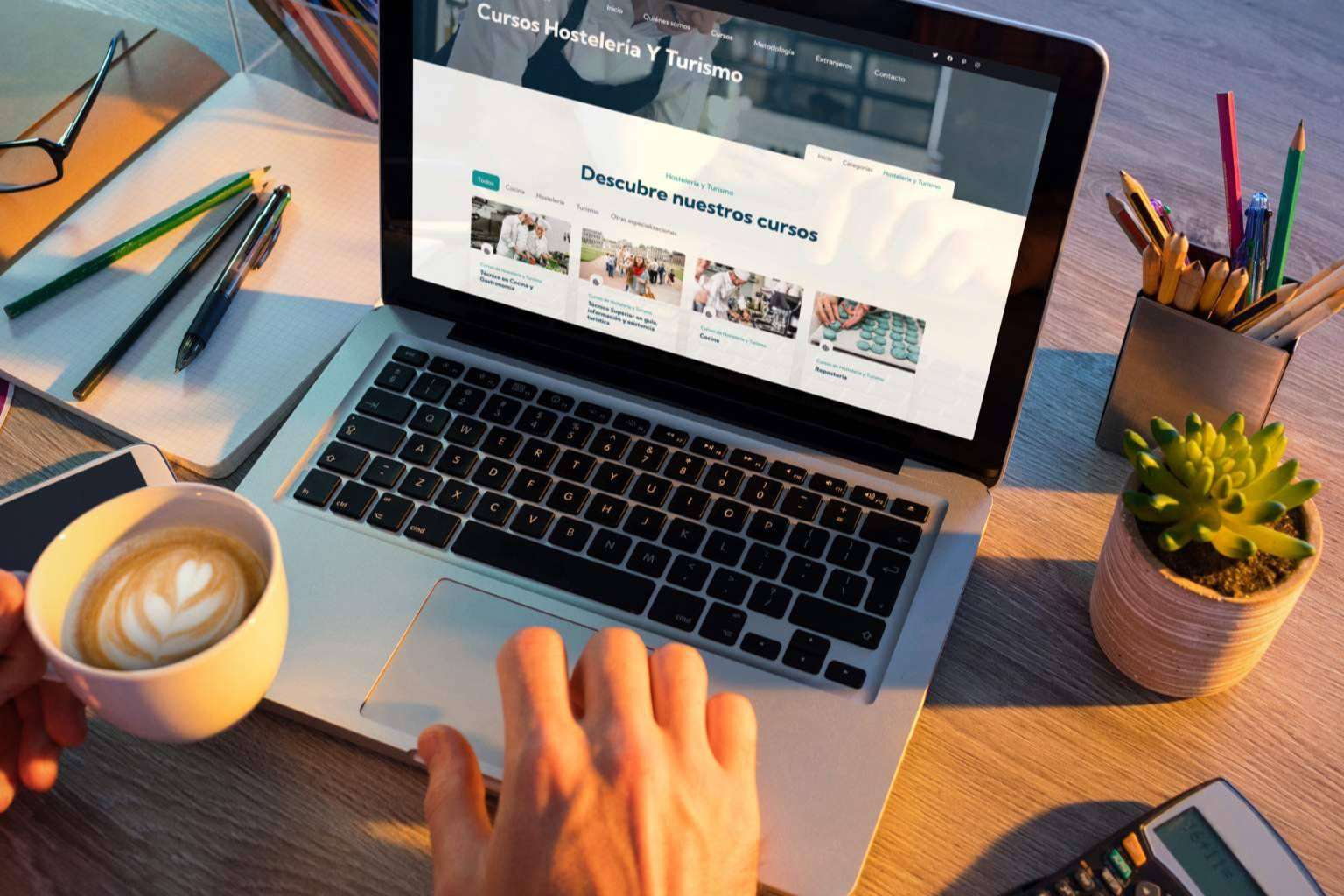 El objetivo del Instituto de Estudios y Empleo es que sus estudiantes consigan empleo Madrid