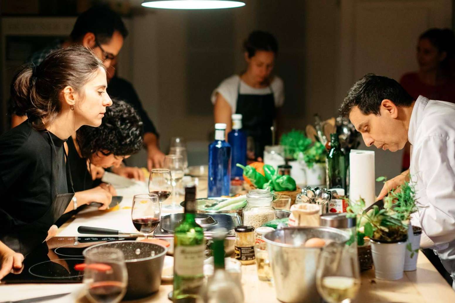 Team building de cocina, ideal como evento corporativo para estas Navidades