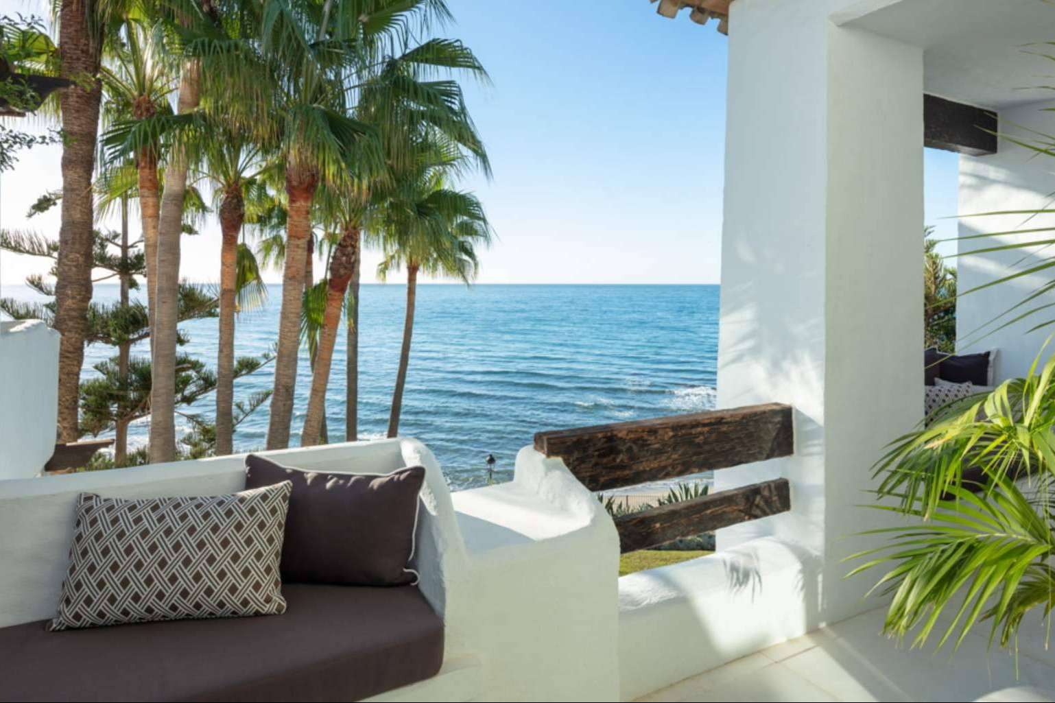 Áticos lujosos en venta Marbella con Zeuthen & Company