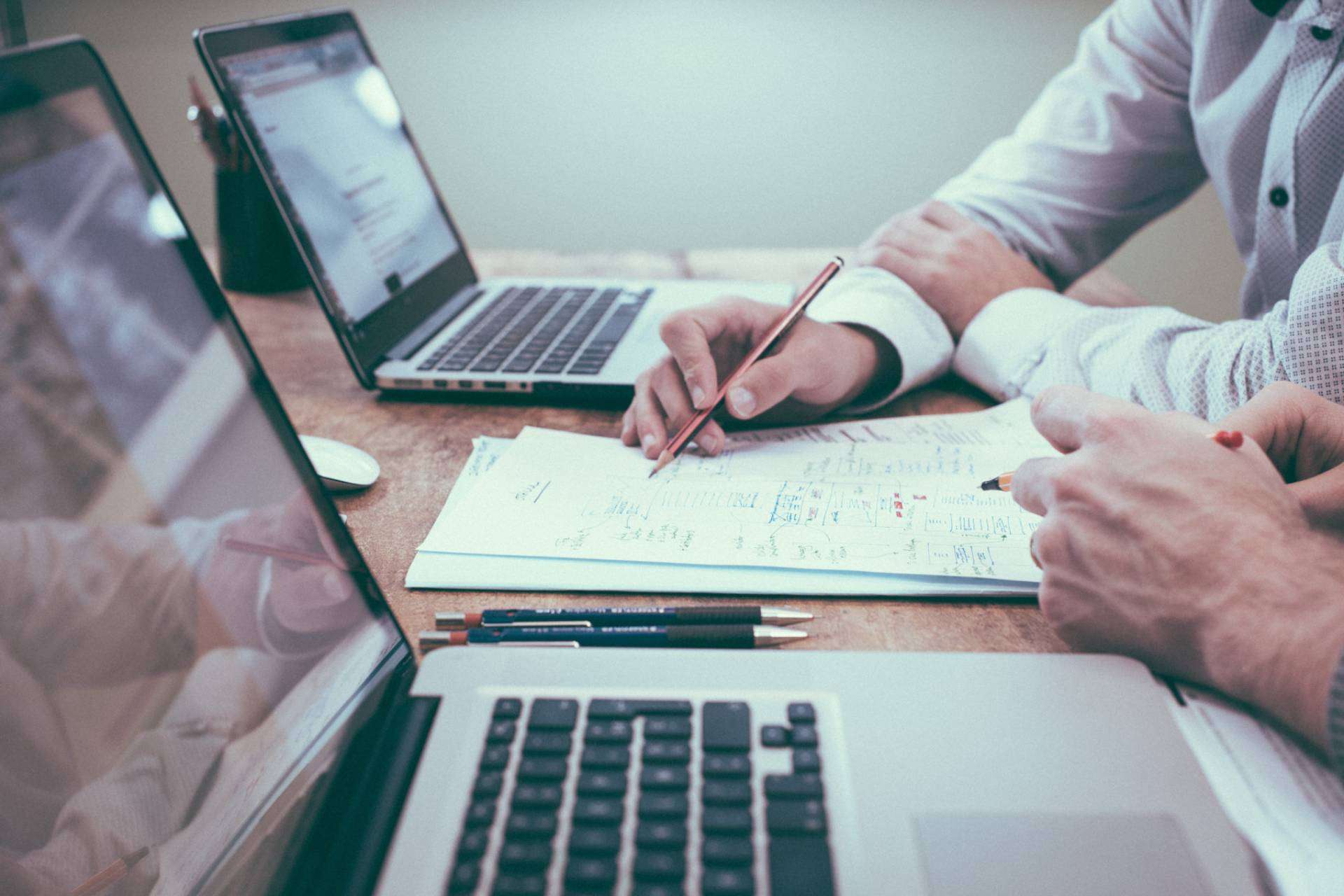 Alcanzar el ahorro energético empresarial de la mano de Atlántica Energía