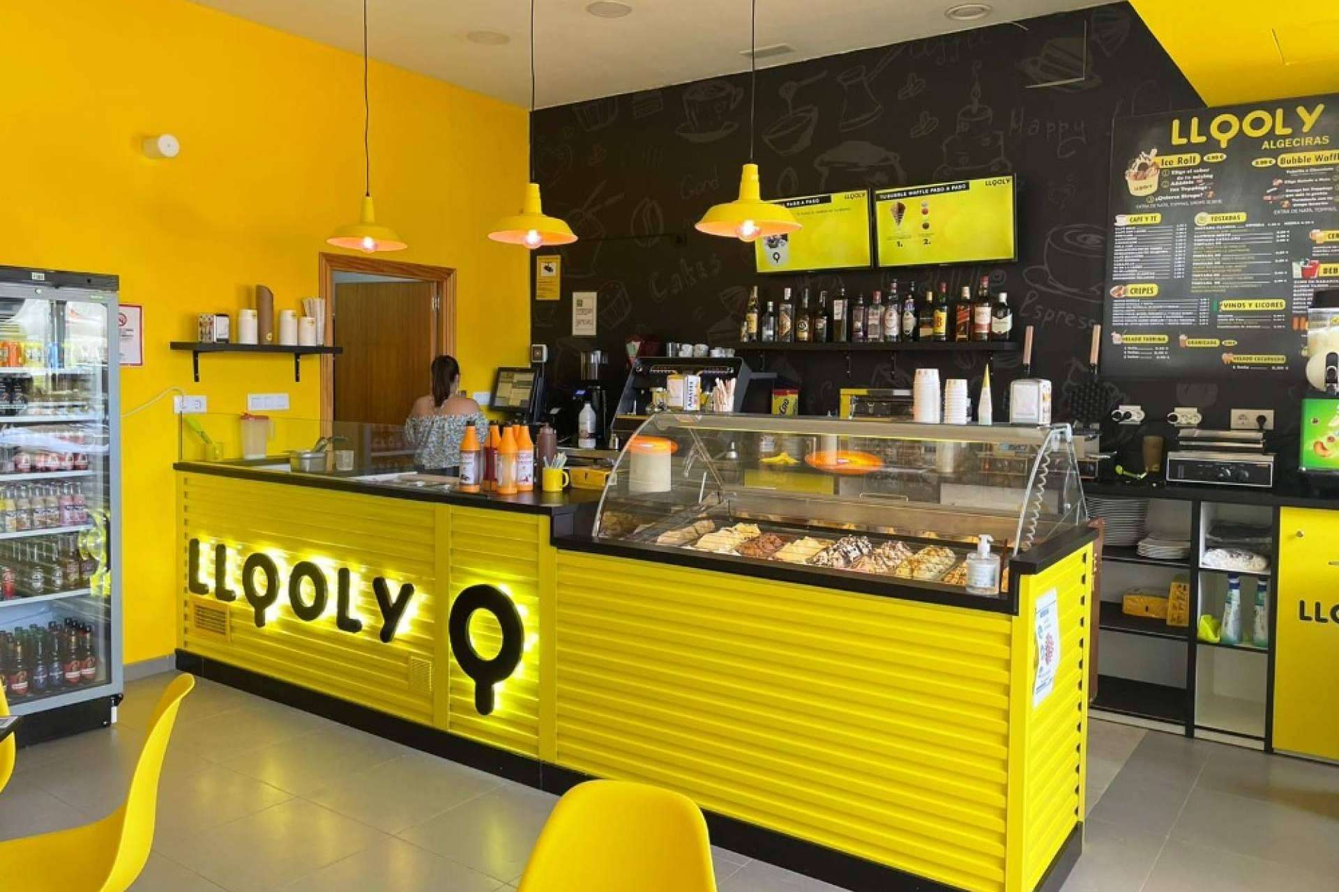 Un negocio rentable con la cafetería Llooly