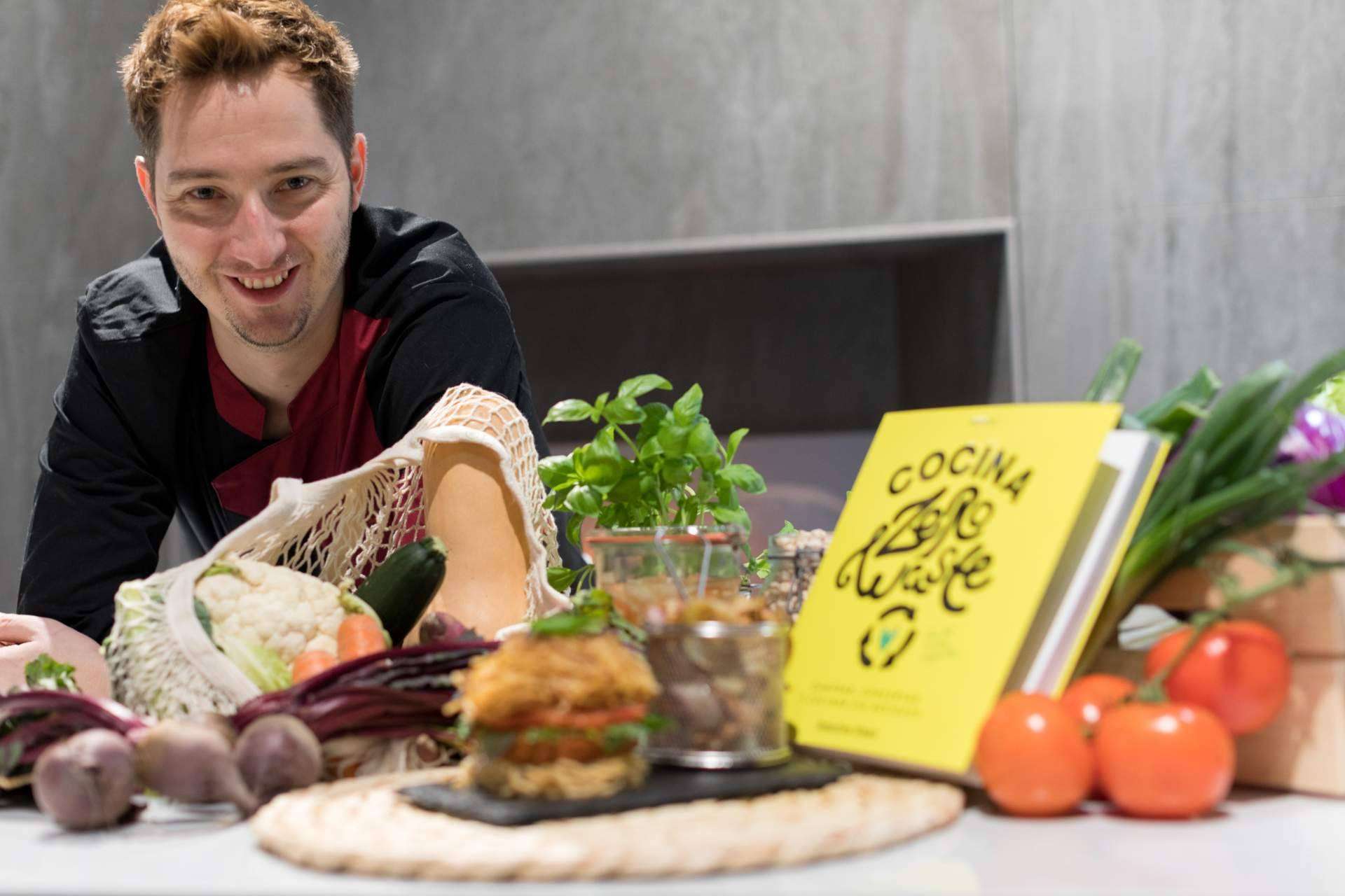 'Cocina Zero Waste' enseña a ahorrar convirtiendo mondas de plátano, posos de café o pipas de melón en deliciosos platos