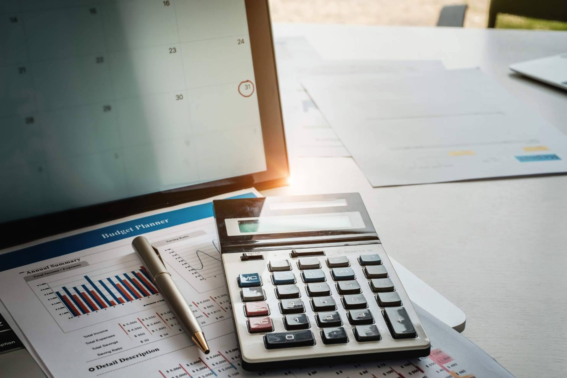 Con la ayuda de ICRA Rating, obtener una calificación de crédito