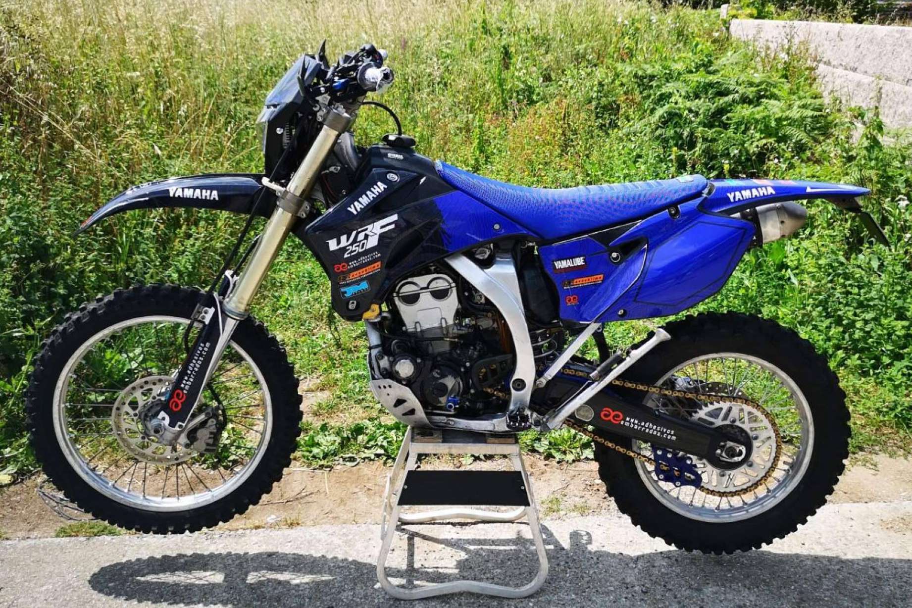 ADHESIVOSEMBARRADOS, el amplio catálogo de funda de asiento de motocross