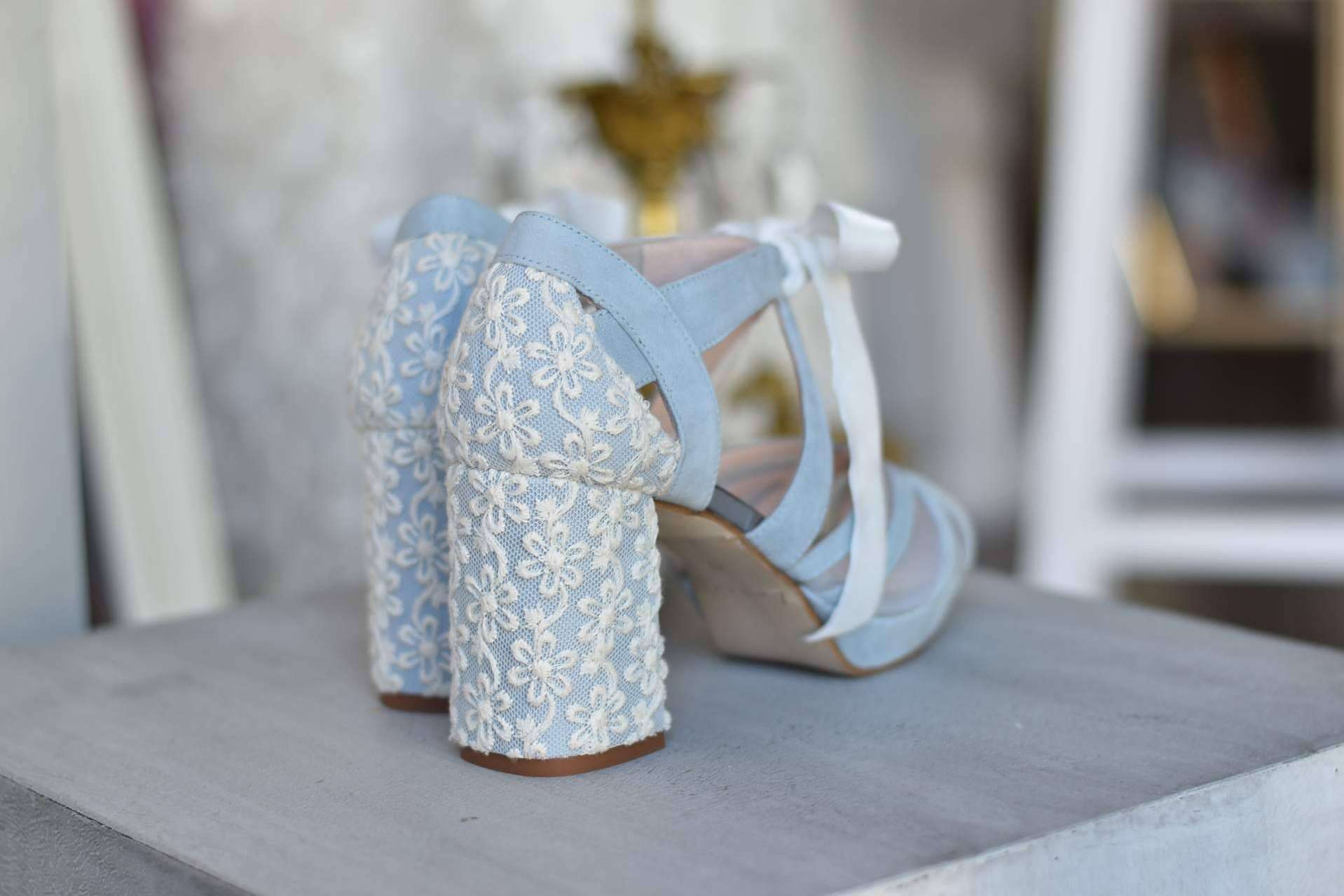 Decir sí al color en los zapatos de novia, con Calzado vitamina