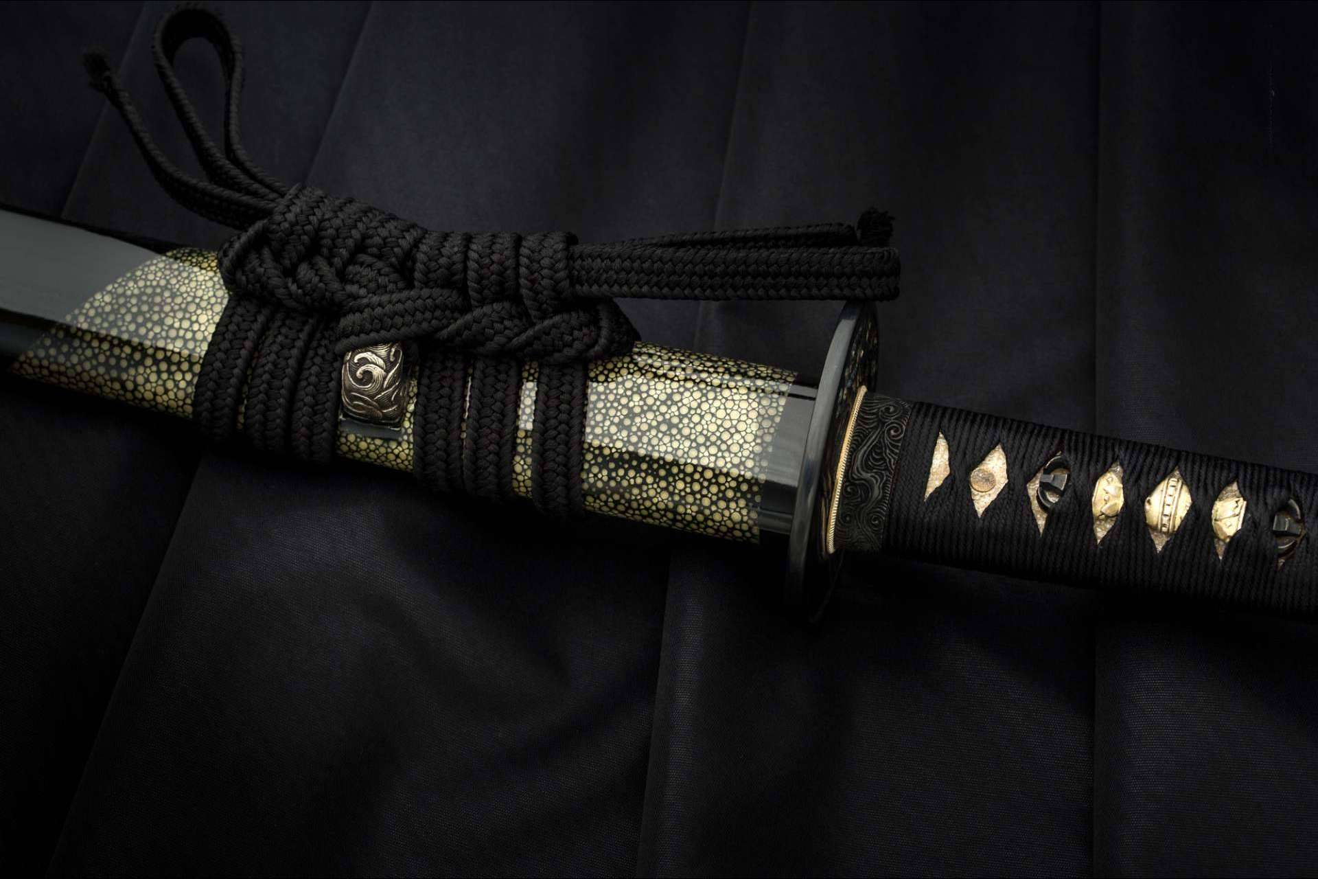 Comprar katanas artesanales de YariNohanzo en KatanaMart