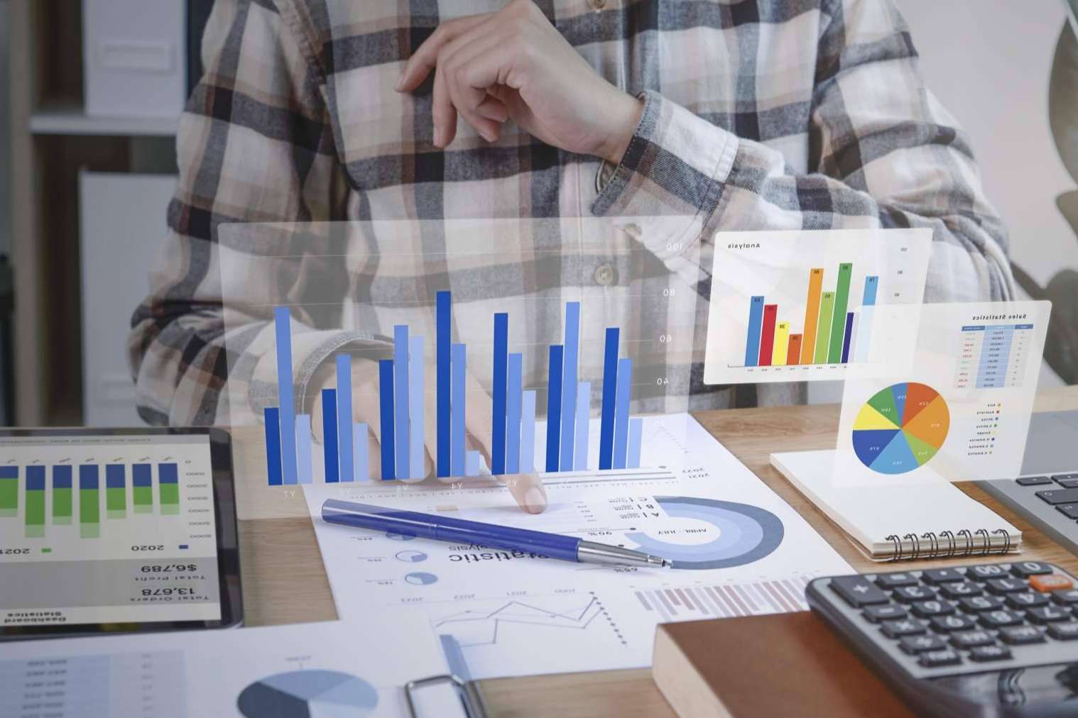 ¿Cómo puede el marketing industrial ayudar a las empresas a generar clientes potenciales y captar nuevos clientes?