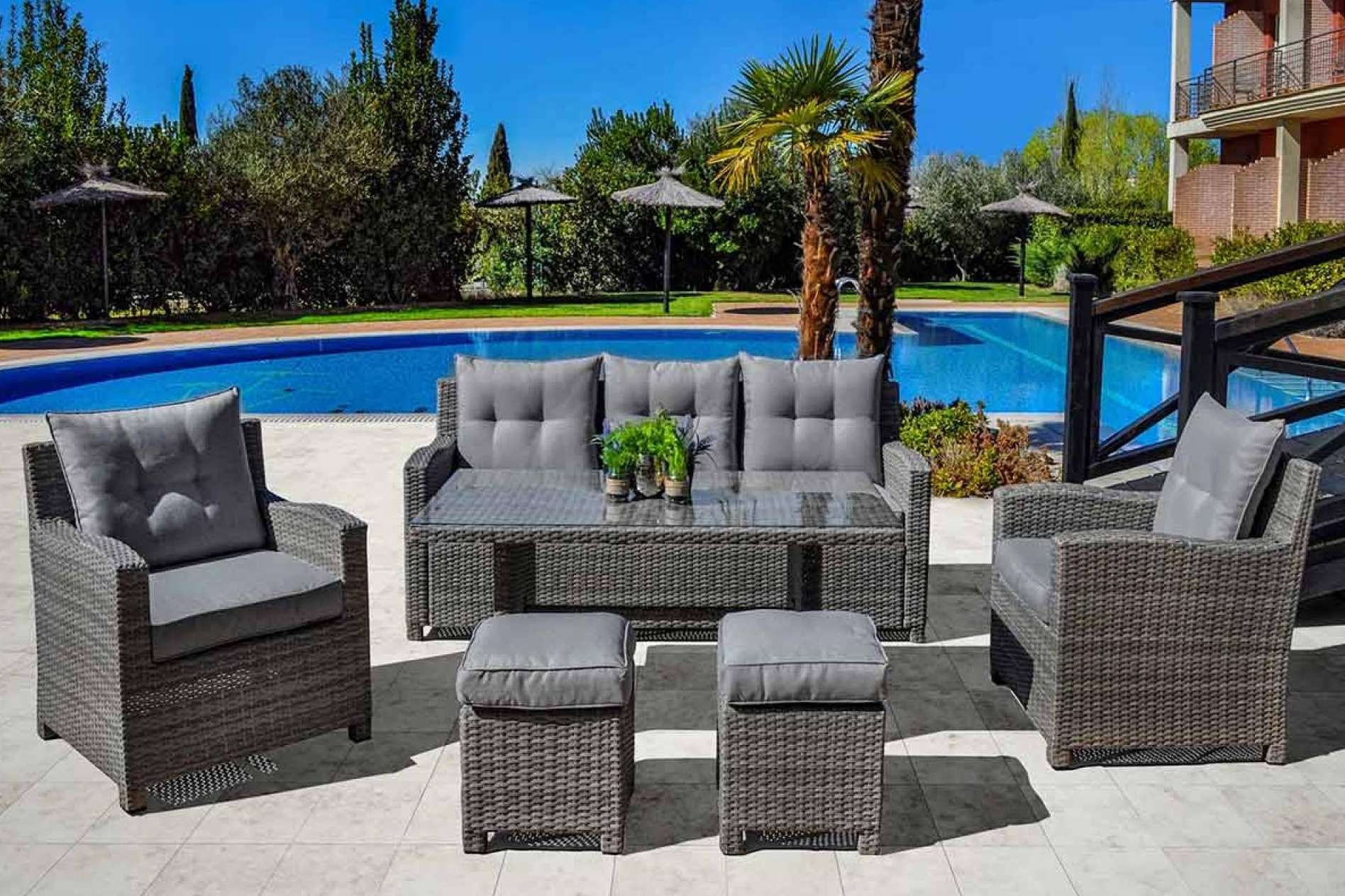 Muebles de jardín para diseñar espacios de tranquilidad y relajación, con MiHogar