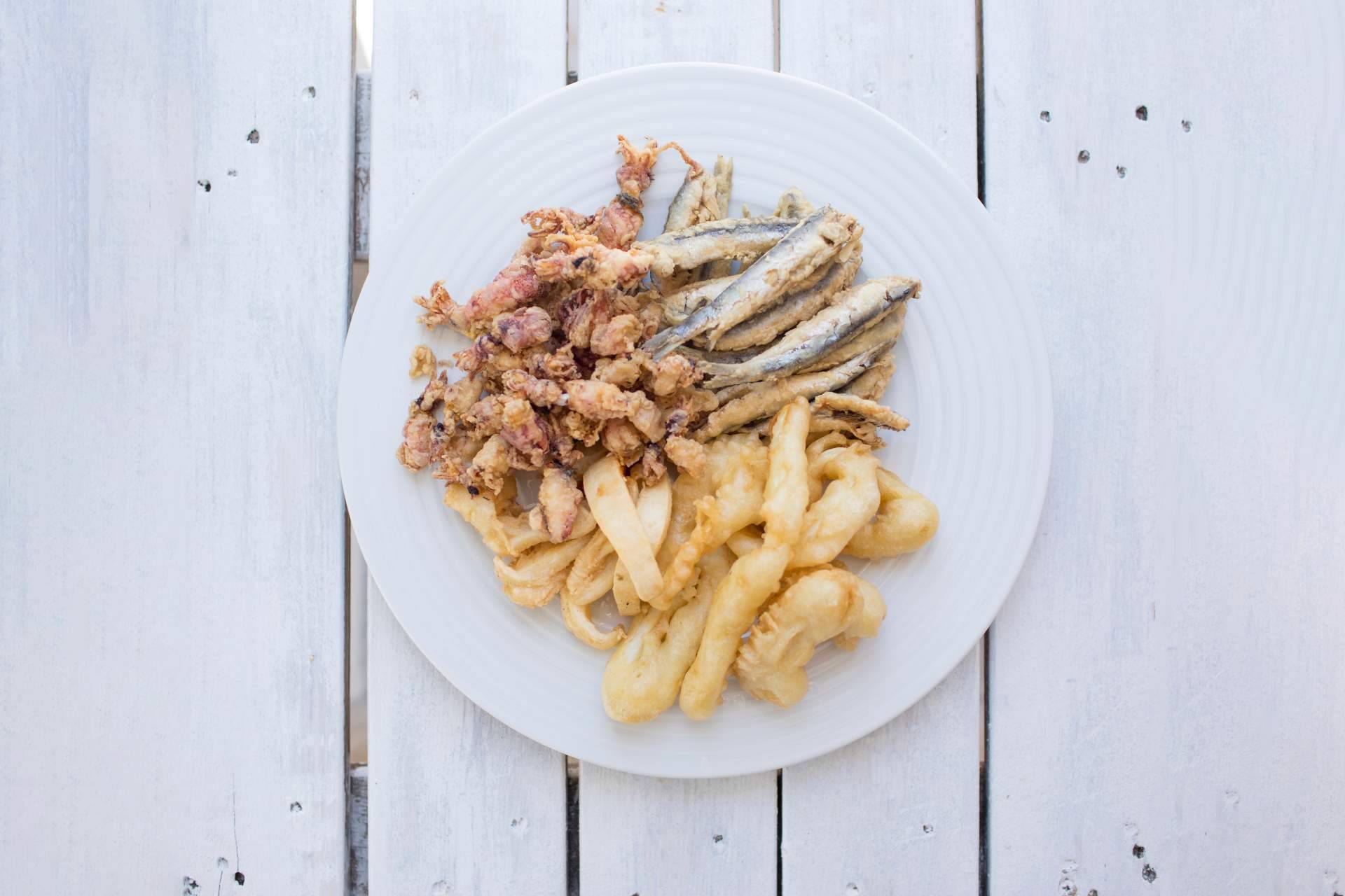 El Andaluz, uno de los restaurantes en Gandía Playa más destacados para degustar buenos arroces, pescados y paellas