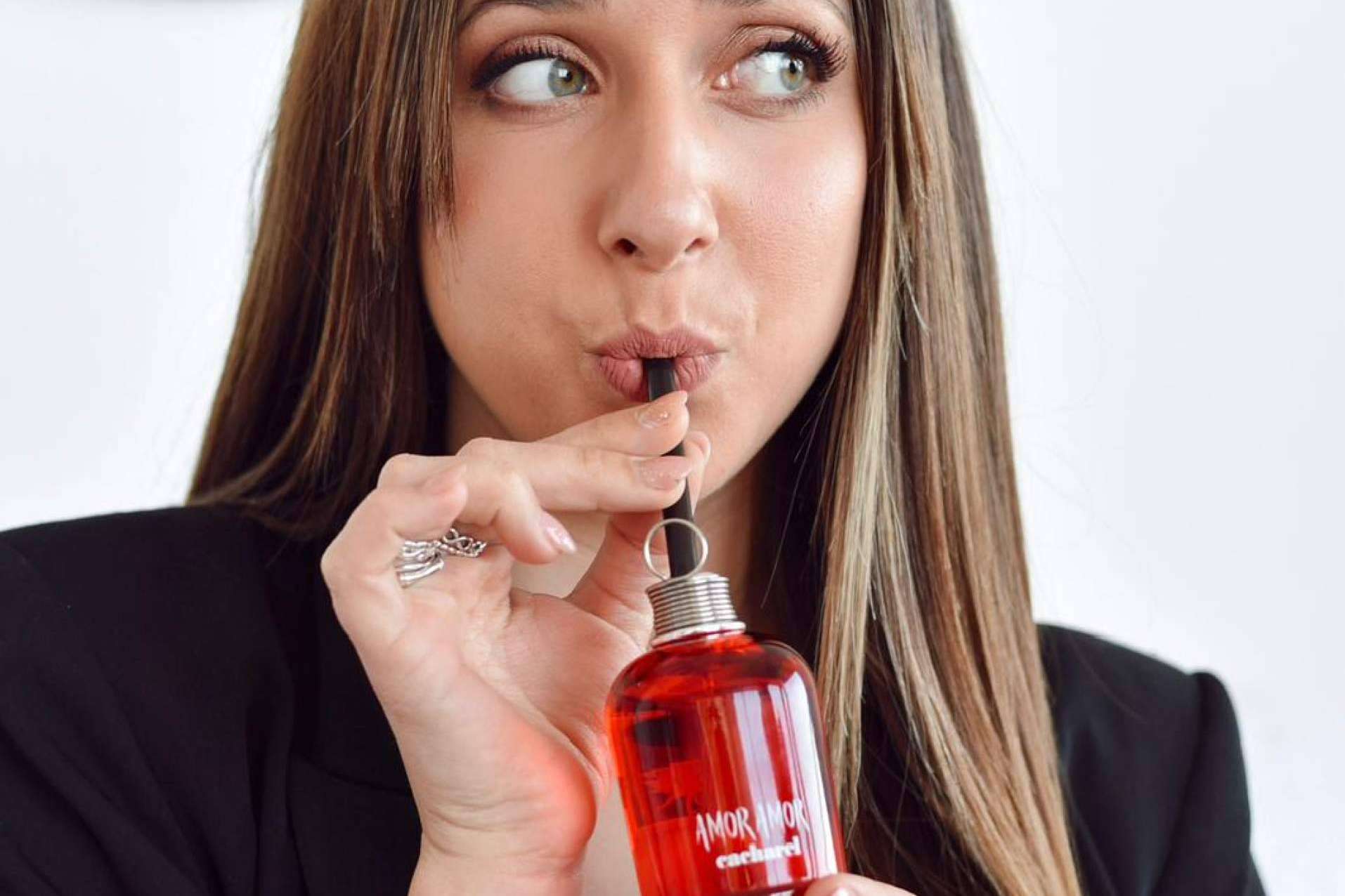Perfumerías Laguna ofrece una amplia gama de perfumes de mujer