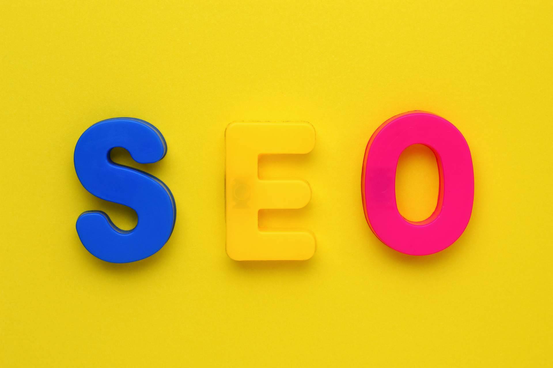 ¿Qué hay que tener en cuenta a la hora de trabajar con una agencia SEO?