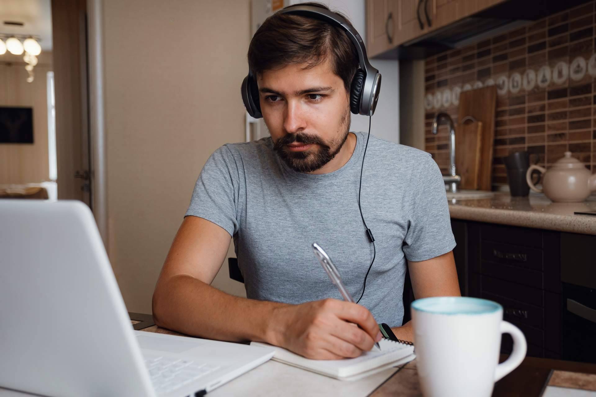 ¿Cuál es el proceso de actualización de Moodle?