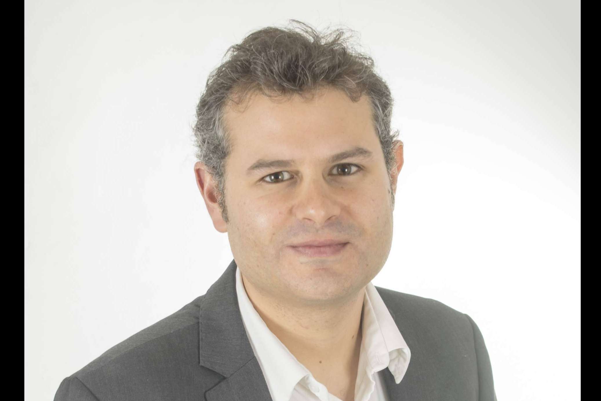 Empoderamiento Humano, de Rubén Camacho, ofrece apoyo para mejorar la autoestima de manera sostenible