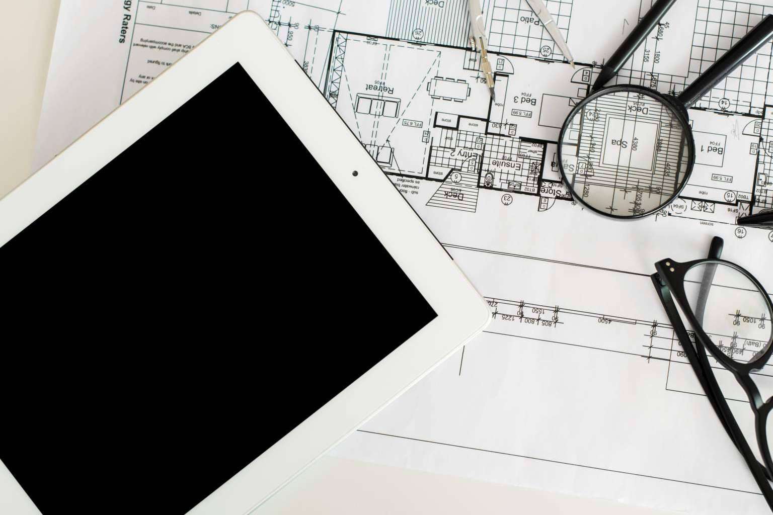 Servicios de instalación, mantenimiento y certificado eléctrico, con Savelec