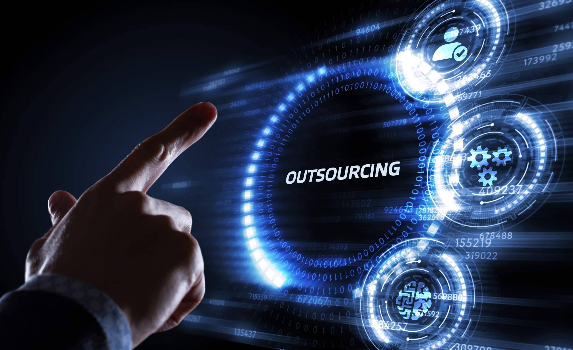 Servicios de outsourcing de ICS; una solución integral para empresas de diferentes sectores