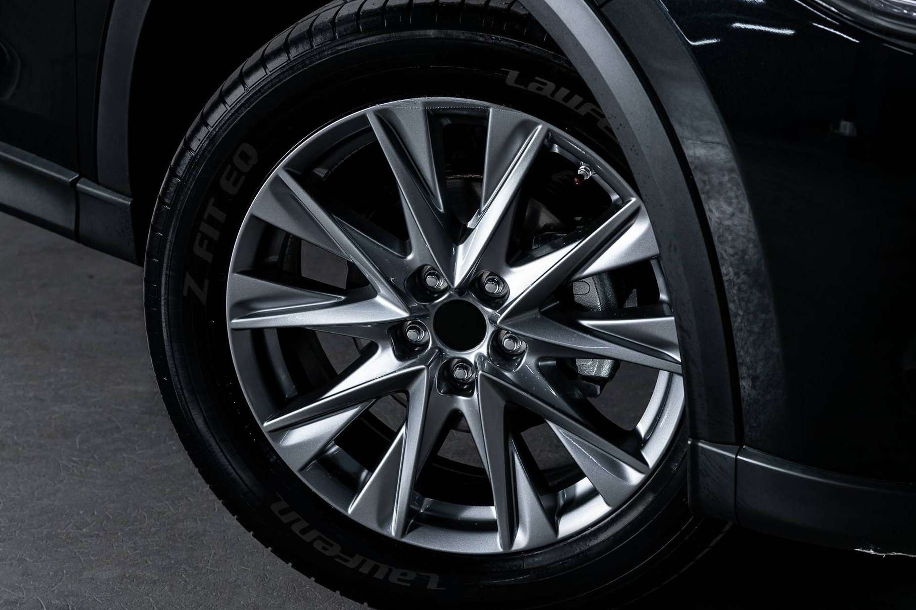 Talleres BlackTire y la marca Laufenn se unen para promocionar cambio de neumáticos con regalo de hasta 40 € en carburante
