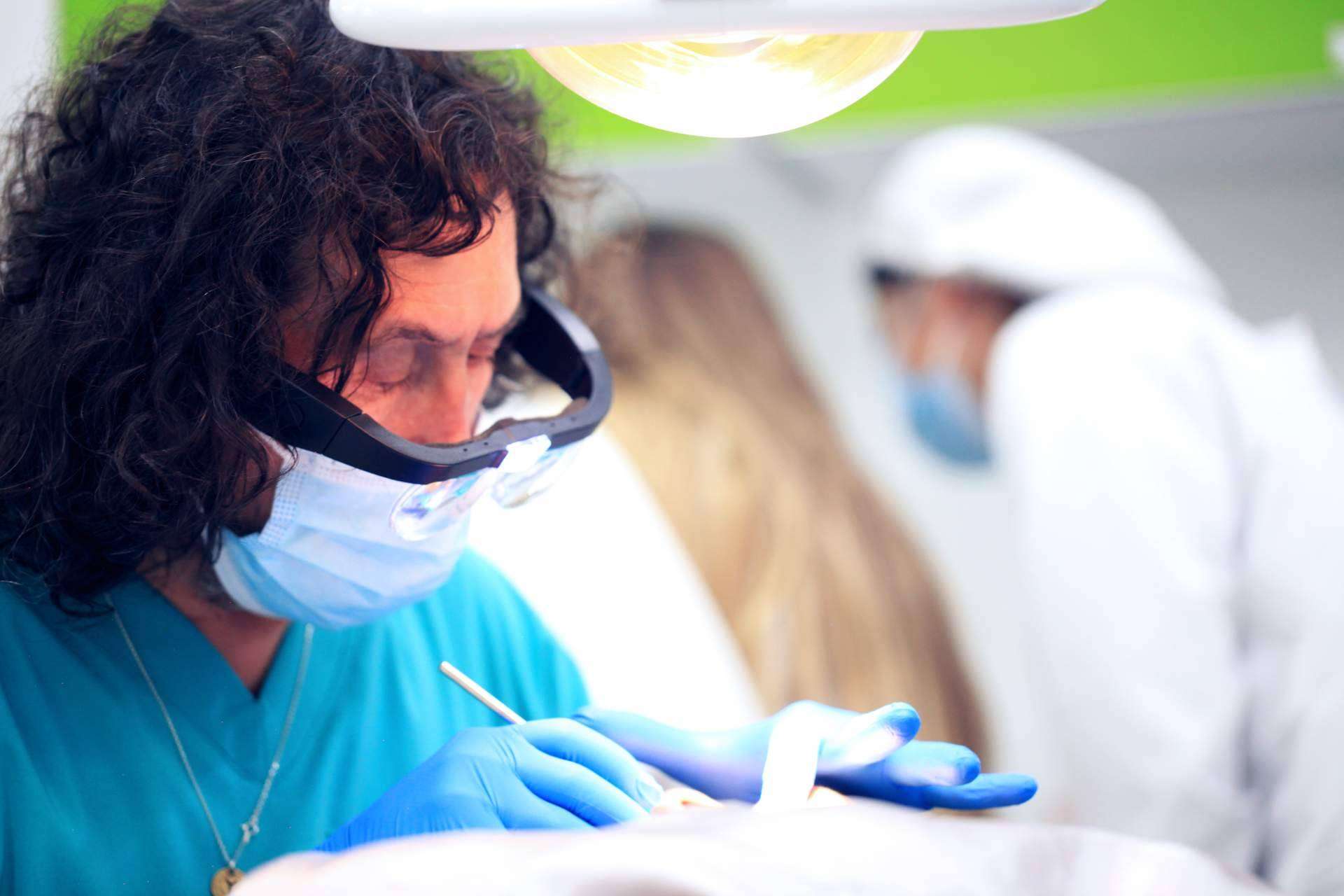 Diseño de sonrisa como la solución para recuperar la calidad de vida, mejorar la autoestima