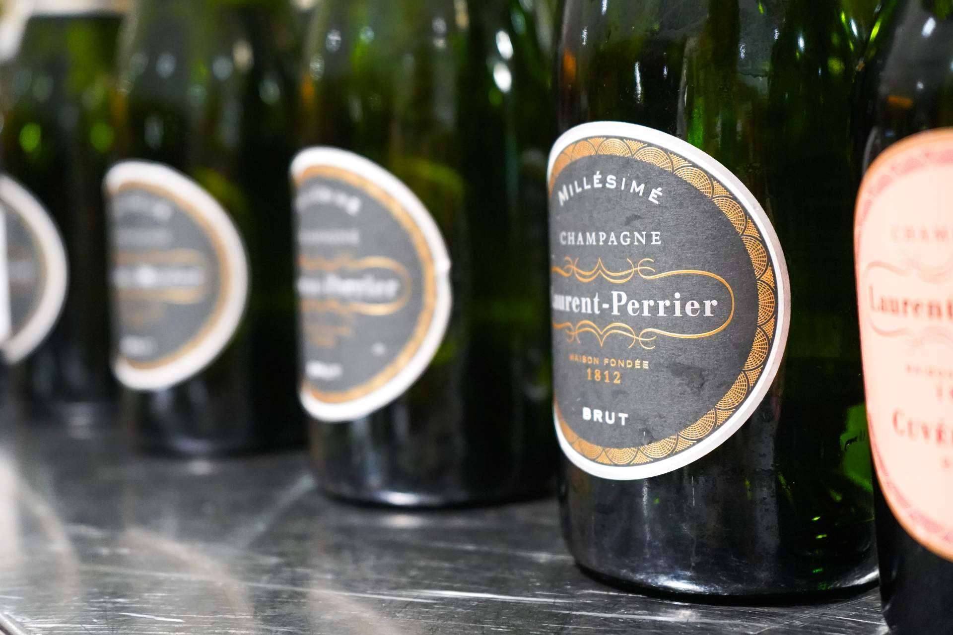 Laurent-Perrier presenta lo mejor de sus elaboraciones de champagne en el restaurante Soriano de Vigo, de la mano de Difersa & Primavinia