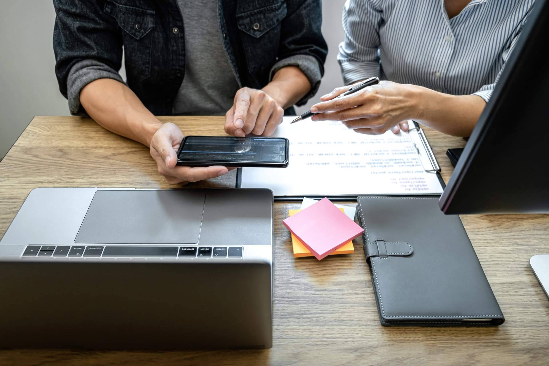 CEESA ofrece asesoría empresarial y desarrollo de software a medida para optimizar procesos