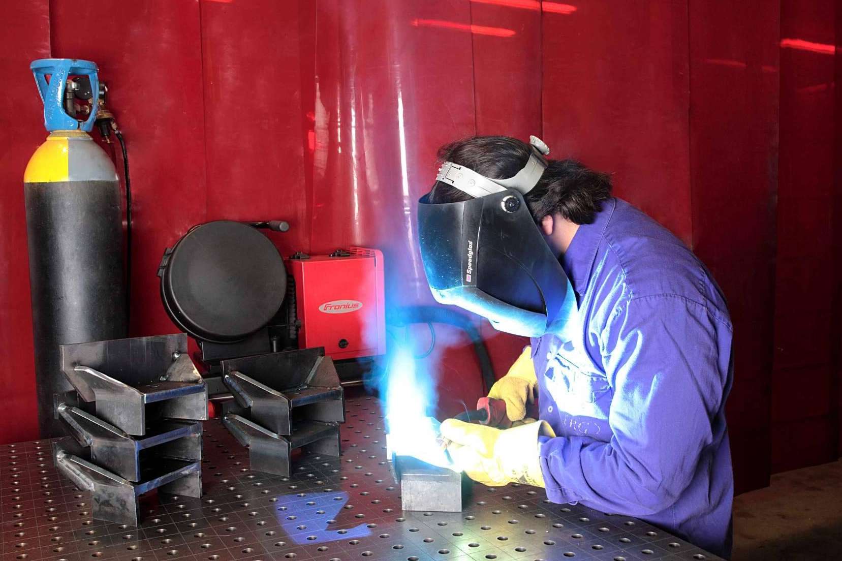 TRG destaca en fabricación de piezas metálicas en acero al carbono, acero inoxidable y aluminio para la industria