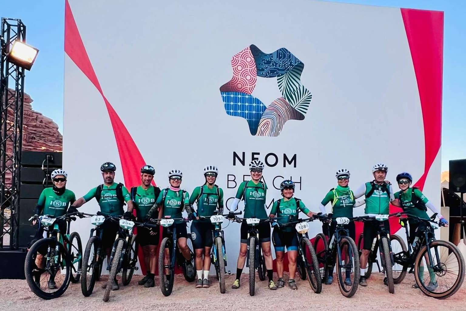 El Energy Women Team consigue hacer podium en la competición más exigente del mundo de mountain bike