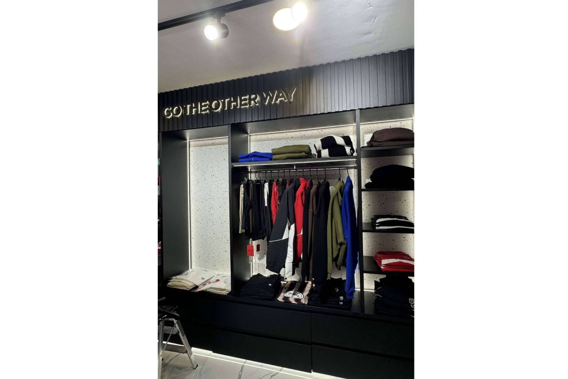 Un espacio de moda y arte, la nueva tienda de Rotherz