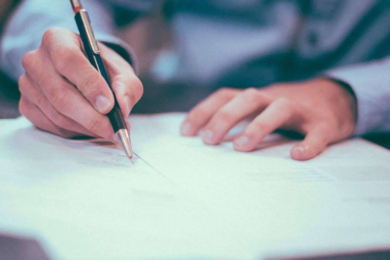 El consultor financiero; la diferencia entre el éxito o el estancamiento de una PYME