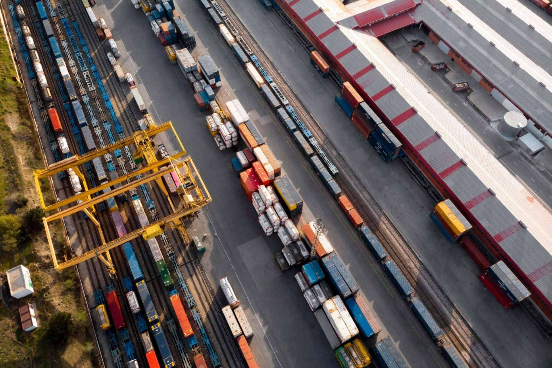 Optimización y seguridad en el transporte multimodal con Easy Trans