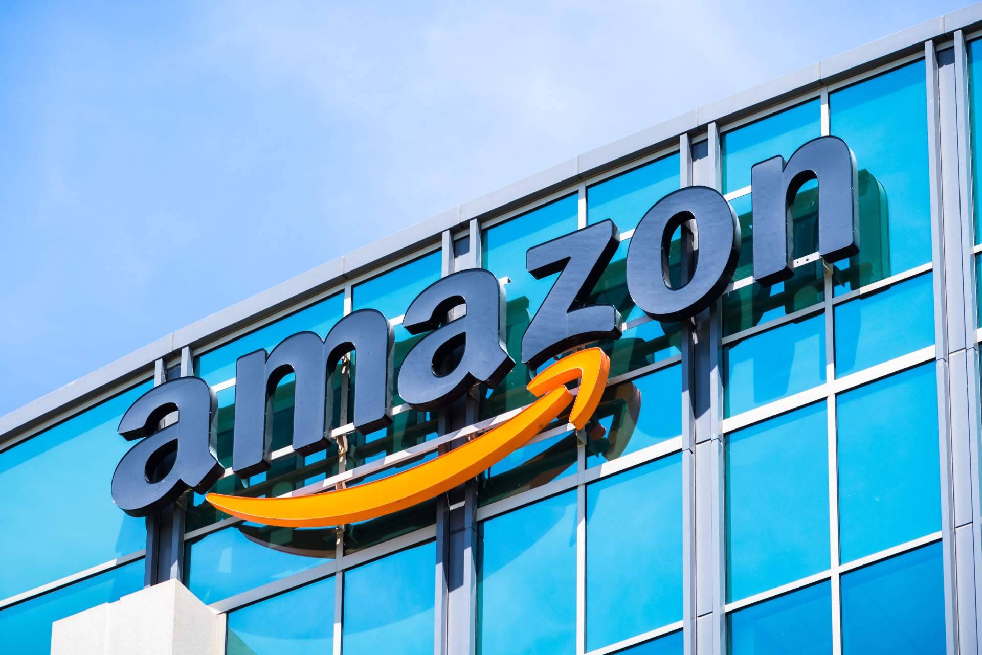 HustleXperts lanza formación en Amazon con descuento exclusivo del 10%