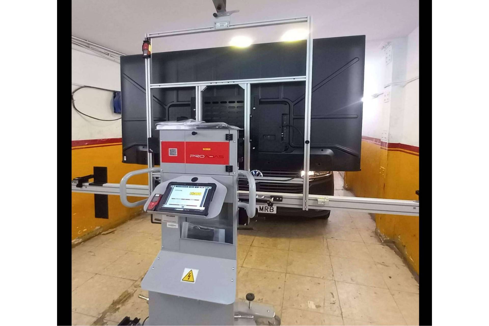 Talleres A. Estévez destaca con tecnología de vanguardia para sistemas ADAS