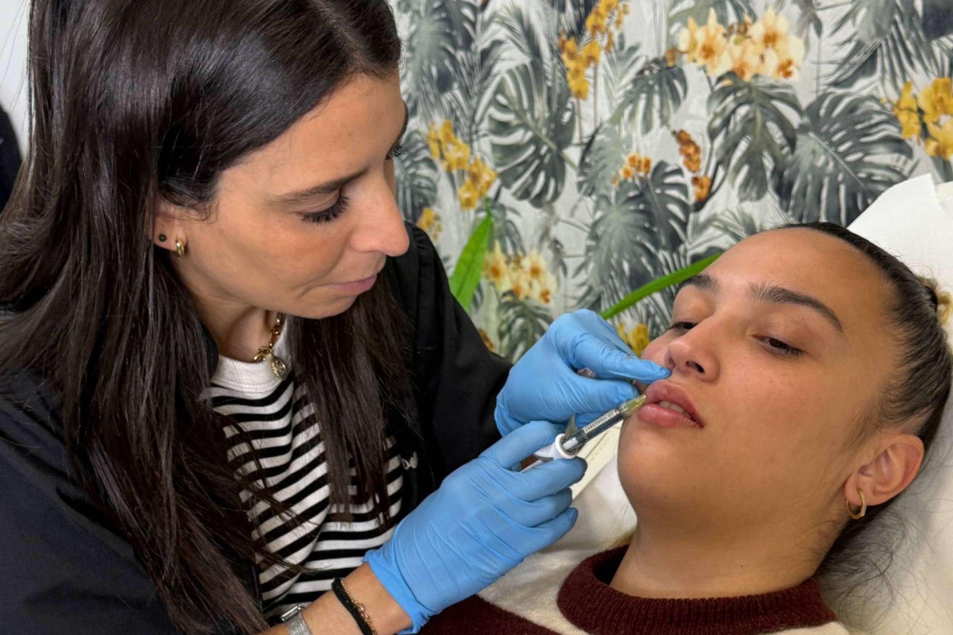Innovaciones en tratamientos estéticos para 2025, hacia una belleza más natural y personalizada