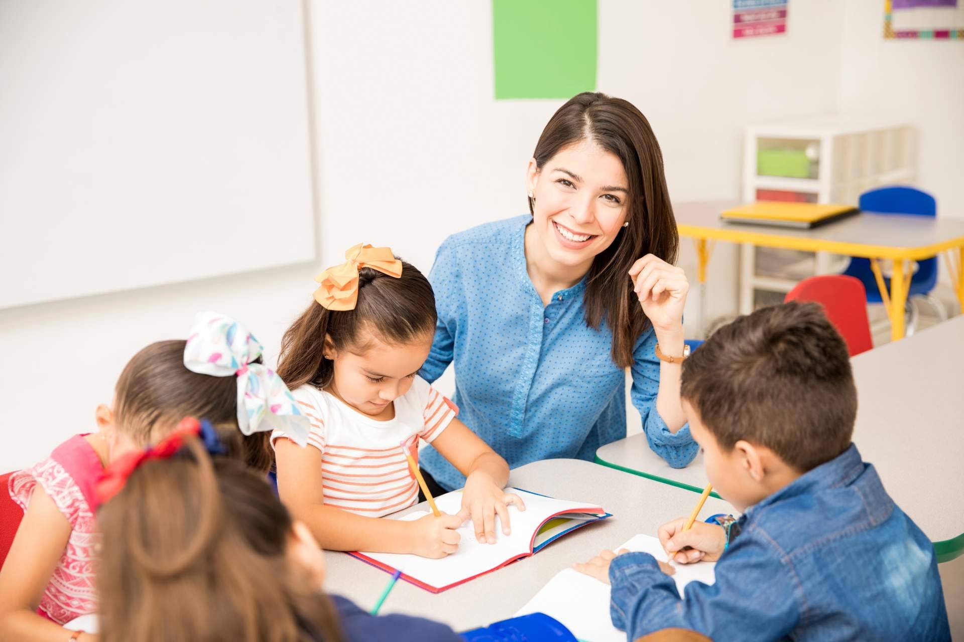 Oposiciones docentes en Andalucía; Última oportunidad para sumar puntos antes del 19 de marzo