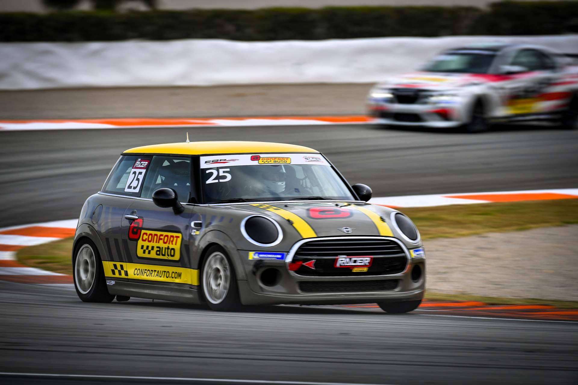 Confortauto acelera a fondo y marca un nuevo rumbo como patrocinador principal de la Copa Racer 2025