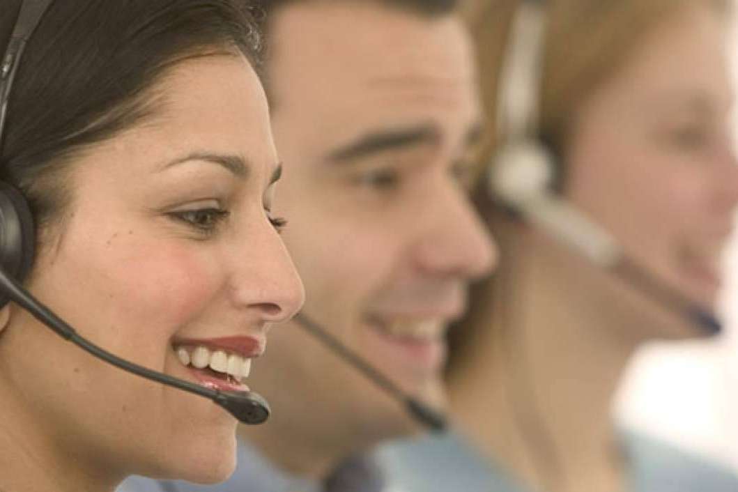 Negocios en España acceden a asistencia telefónica 24/7 con la solución de SVAE
